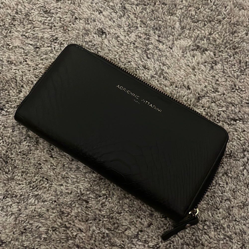 fake alligator skin wallet